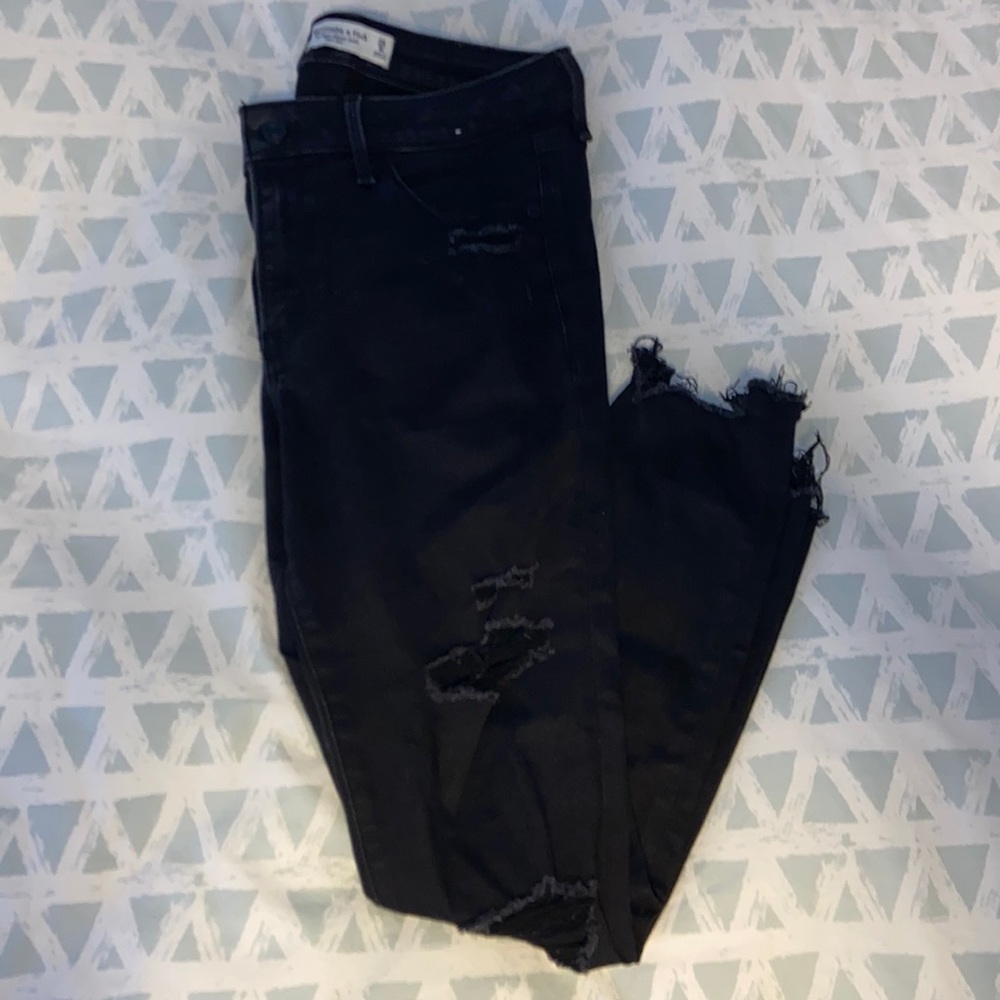 Abercrombie Jeans, mid-rise, ankle length, distressed